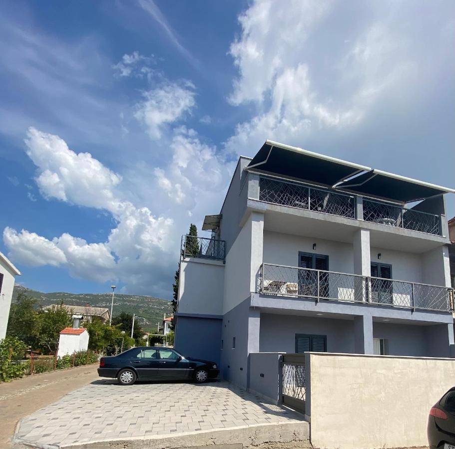 Apartments Ena Kaštela Exterior foto
